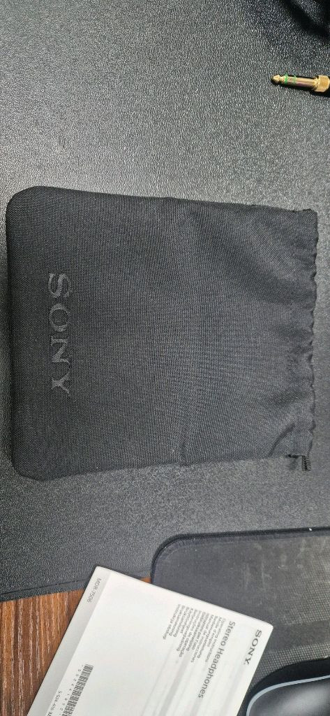 SONY MDR-7506--5