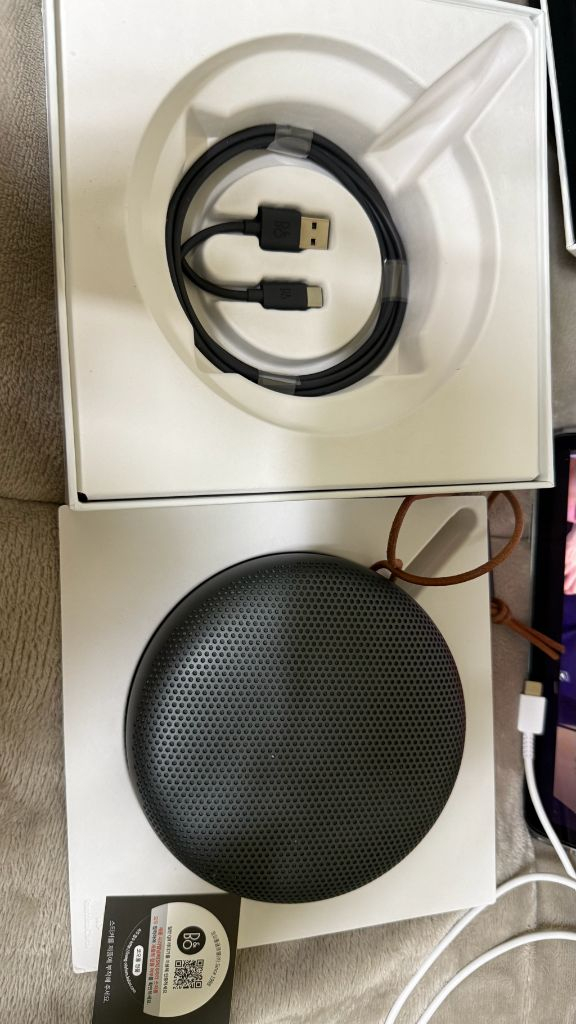 뱅앤올룹슨 BEOSOUND A1 2nd generation(black anthracite)--1