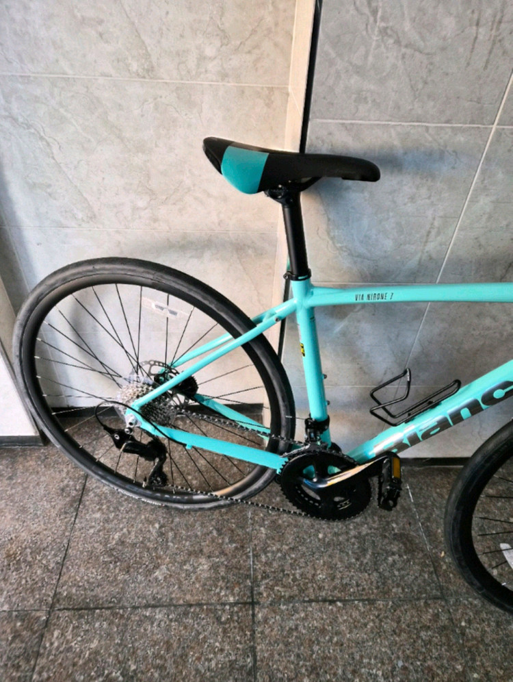 비앙키 니로네 105 유압 디스크 24단 50사이즈 로드바이크/사이클--1