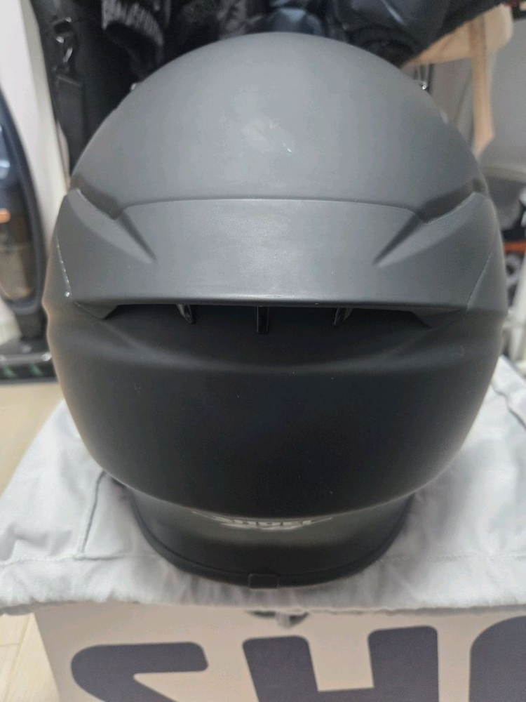 SHOEI z8 무광 블랙L사이즈, 정품 변색쉴드 팝니다 이미지