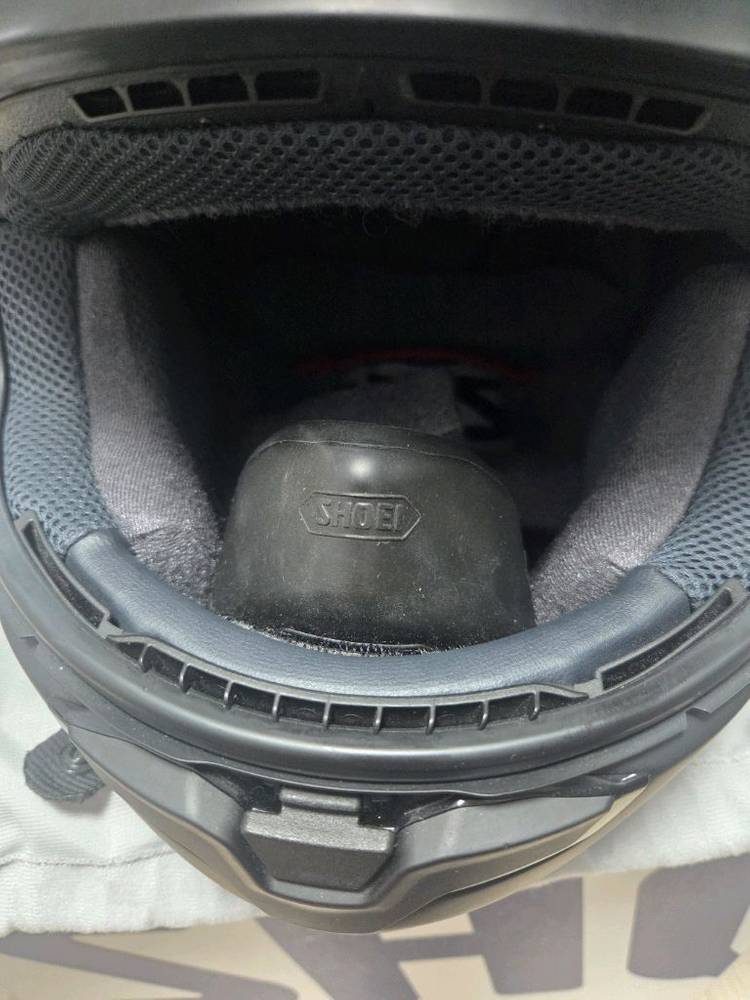 SHOEI z8 무광 블랙L사이즈, 정품 변색쉴드 팝니다 이미지