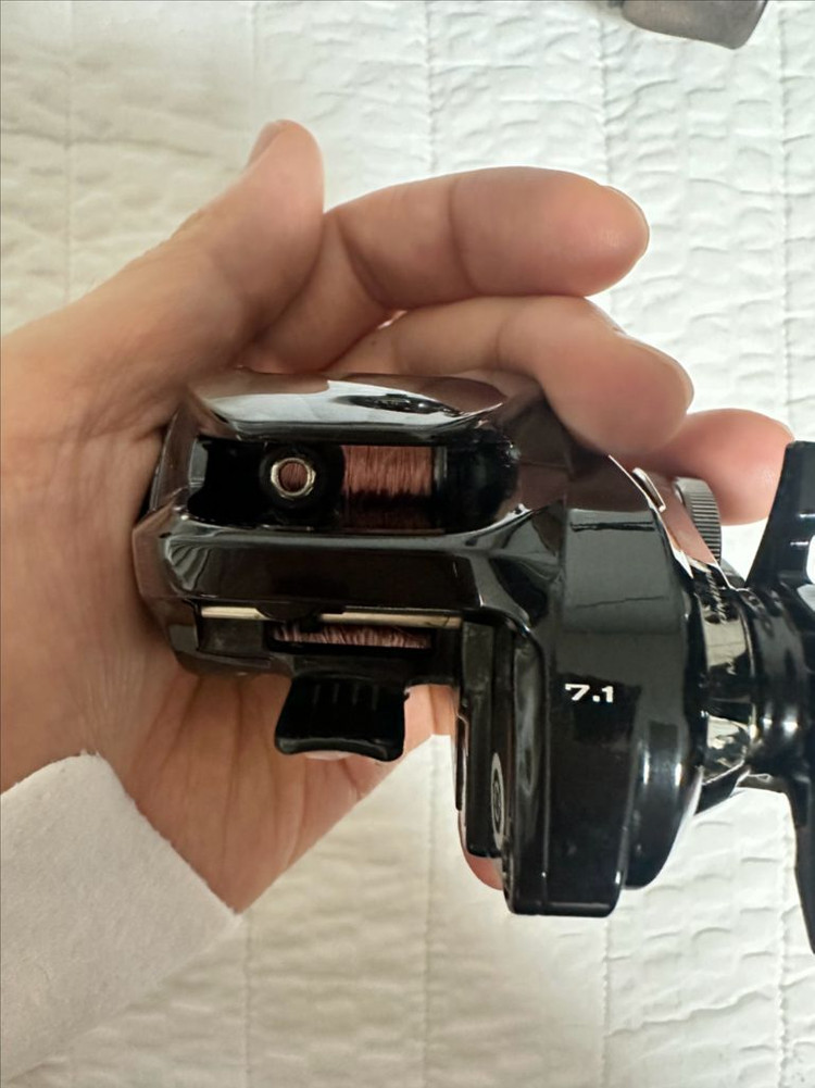 시마노 24메타늄dc 6,7점대 팝니다 이미지