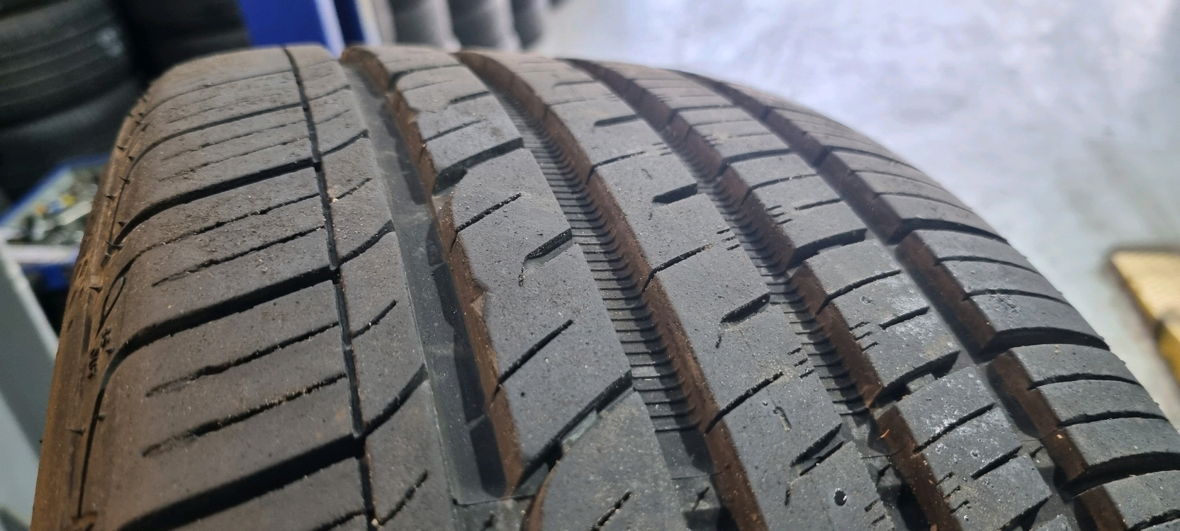 넥센 NFERA Primus AS 245 45 19, 275 40 19--6