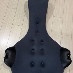 Therapeutica 등받이 AVERAGE 블랙