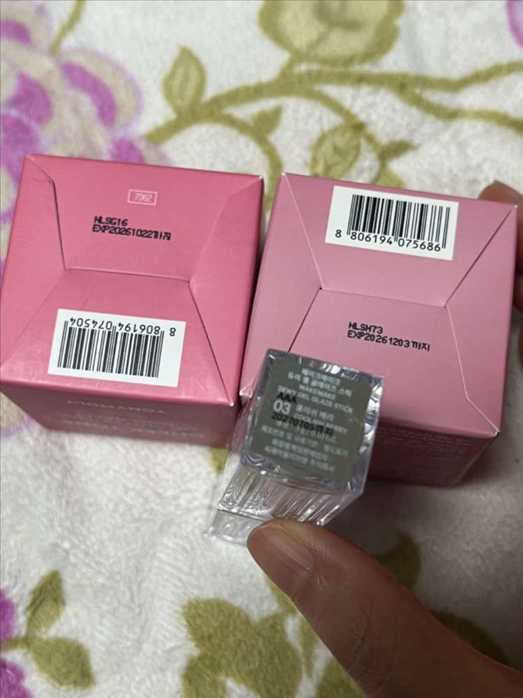 단종)웨이크메이크 쿨리쉬베리 듀이젤글레이즈스틱,토니모리 립앤치크 듀오밤 체리휩,핑크코어 (개별판매 안해요) 이미지