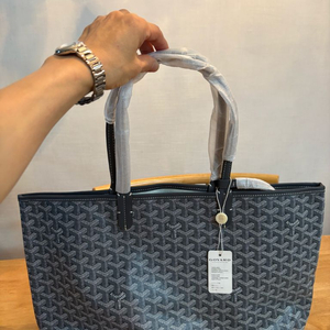 생루이 pm/블랙, 그레이