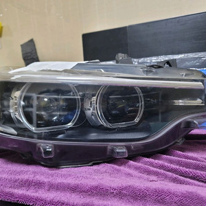 BMW 4시리즈 F32 / F33 / F36 LCI 우측 풀 LED 헤드라이트 조수석 BMW 420 쿠페 컨버터블 이미지