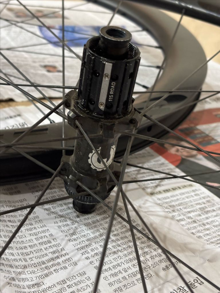 엘리트 엣지 50mm 카본 휠셋 로드 자전거 휠 이미지