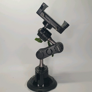 LanParte 차량용 휴대폰 거치대 흡착식