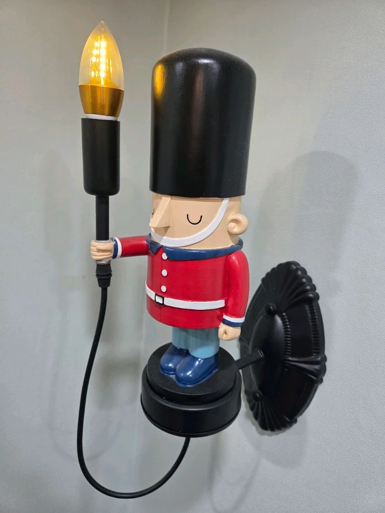 영국방정3등 천장조명 이미지