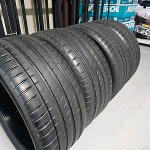 미쉐린 PS4S 245 35 19 신품팝니다.
