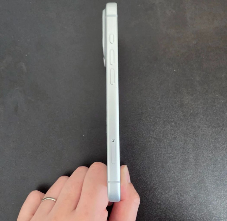 아이폰17프로 자급제 256GB 실버 SSS급 판매--1