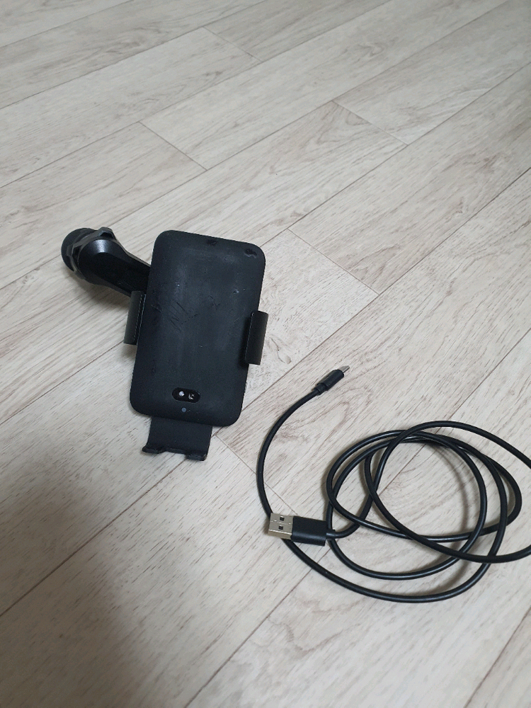 차량 무선충전기 통풍구 거치대 좋아요--0