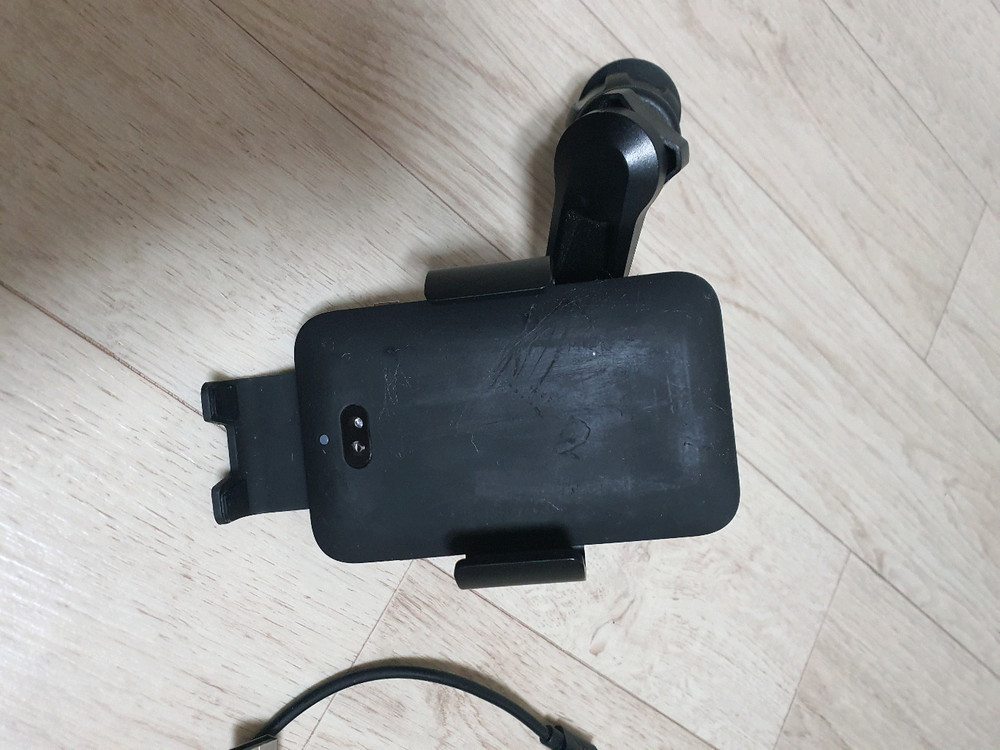 차량 무선충전기 통풍구 거치대 좋아요--1