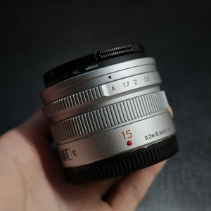 파나소닉 라이카 15mm f1.7 실버 렌즈