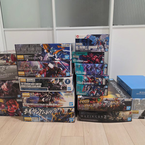 각종 건프라 건담 프라모델 미개봉 팝니다