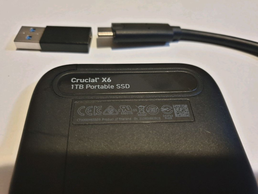 마이크론 crucial portable ssd 1TB 외장하드--2