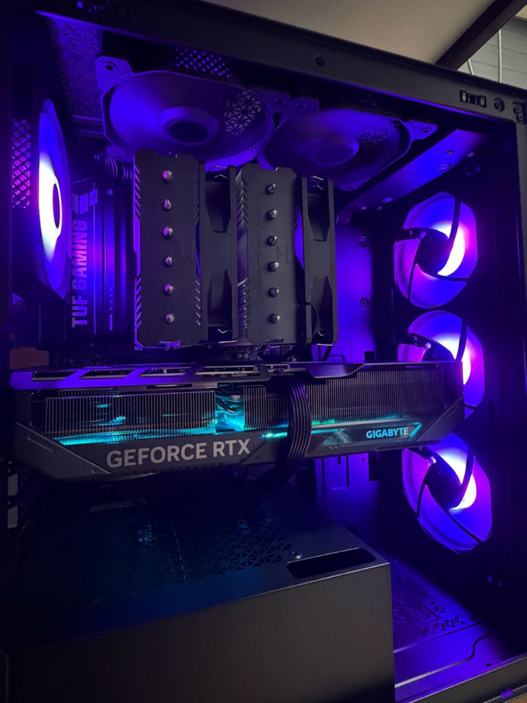 9800x3d+RTX5070TI +ddr5 32GB 게이밍컴퓨터 이미지