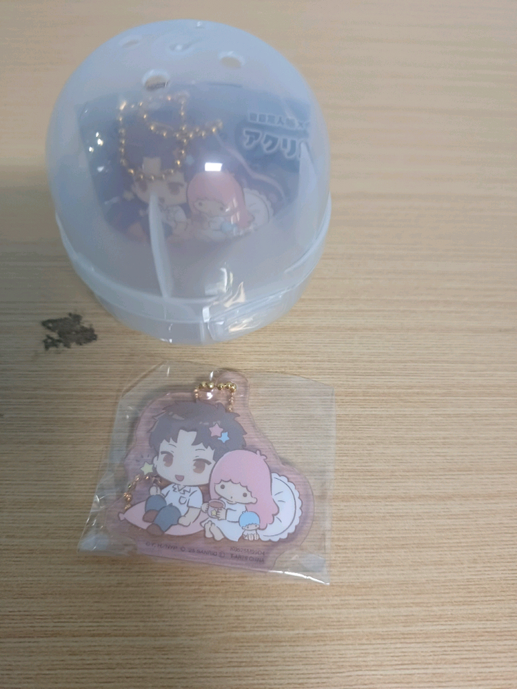 나츠메우인장 산리오 콜라보 아크릴 키링 이미지