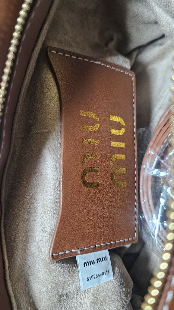 미우미우 크로스백 가방 새상품 이미지