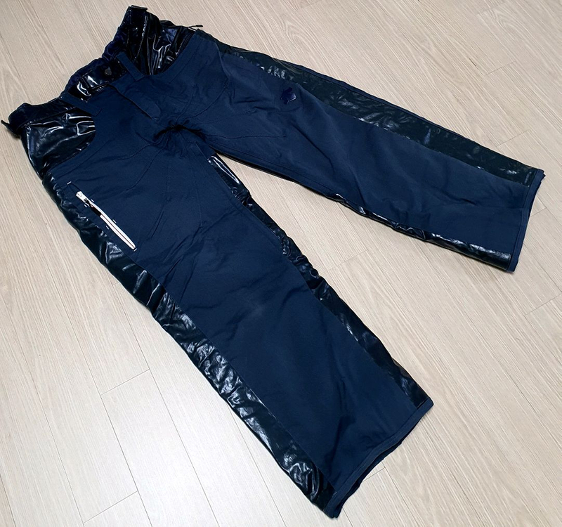 데상트 데모 스키복--2