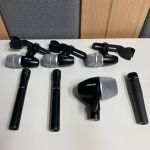 Shure 슈어 드럼 마이크 세트 + SM57 + 케이블 일괄 판매합니다.