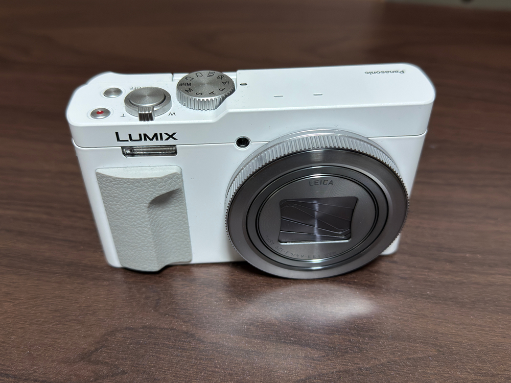 파나소닉 루믹스 TZ99 화이트색상 팝니다--1