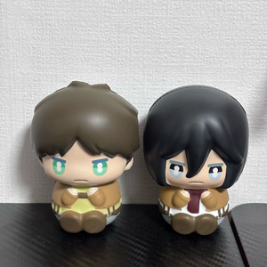 진격의거인 에렌+미카사 스퀴시 이미지