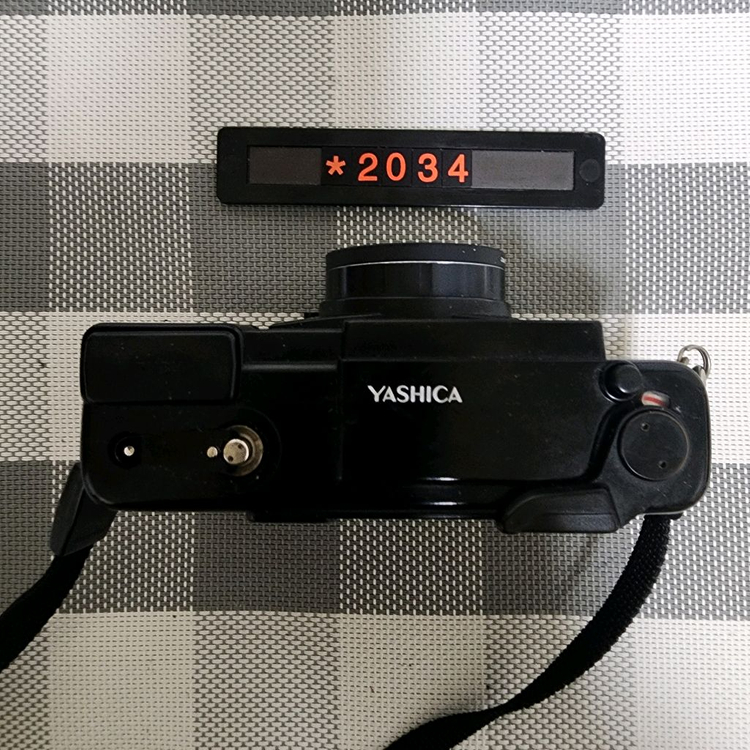 야시카 오토 FOCUS 필름카메라 이미지