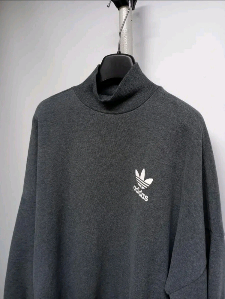 아디다스 기모 하프넥 루즈박시핏 맨투맨 55.66--5