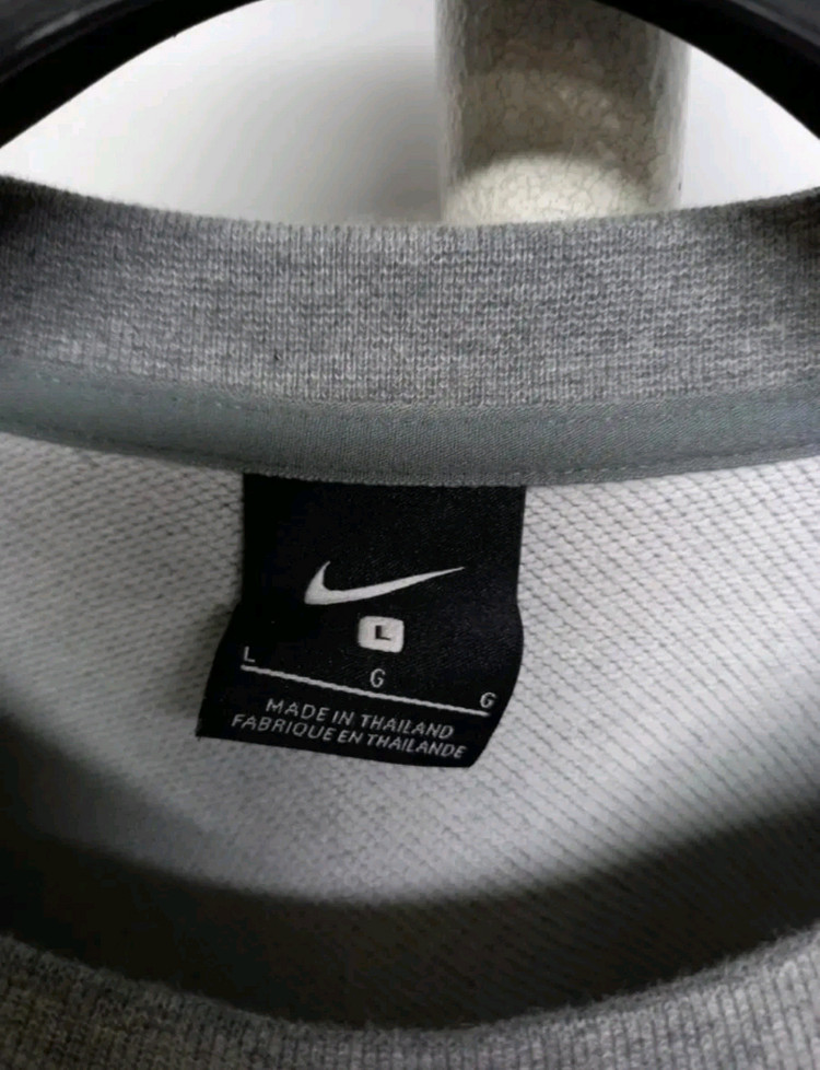 나이키 루즈핏 크롭 숏 맨투맨 F--7