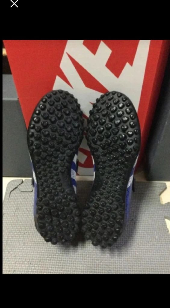 아디다스키즈 프레데터 210쥬니어축구화풋살화 이미지