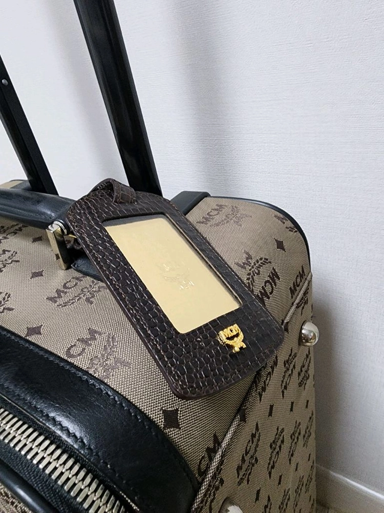 MCM 캐리어 이미지