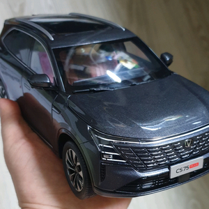 다이캐스트 CS75 PLUS 4세대 SUV1:18 메탈