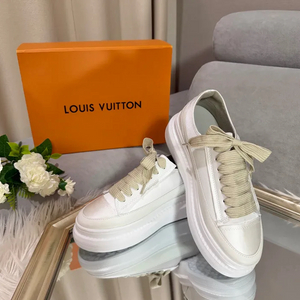 [새상품/고퀄/수입/소가죽]키높이 5cm 투톤 새틴 은은광채 통굽스니커즈