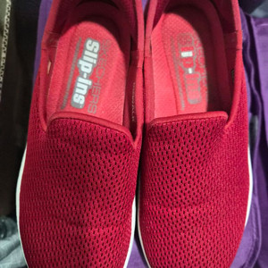 스케쳐스 슬립인스