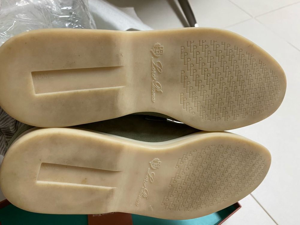 로로피아나 그린티 컬러 스니커즈 (250~255) / 색감 예뻐요!--3