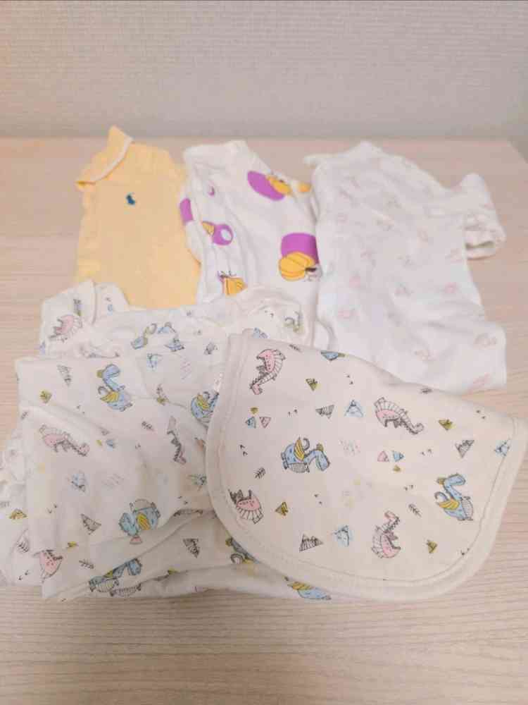 신생아옷 아기옷 바디수트 바디슈트 우주복 아기봄 유아봄 턱받이 아기여름 유아여름--0