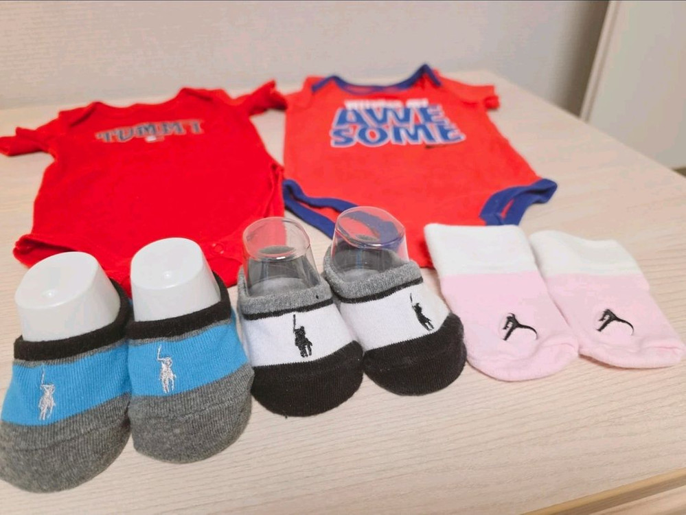 신생아 바디수트 바디슈트 아기옷 신생아여름 아기여름 신생아양말 아기양말 이미지