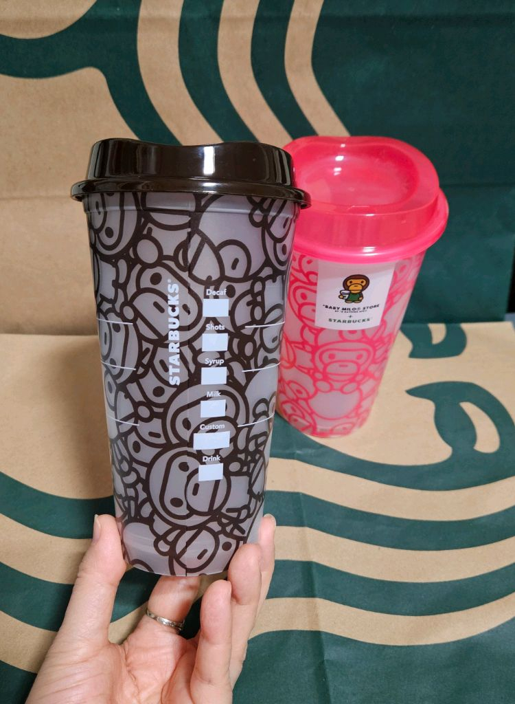2종세트]스타벅스 베이프 베이비 마일로 리유저블컵 브라운&핑크 473ml 2종세트--2