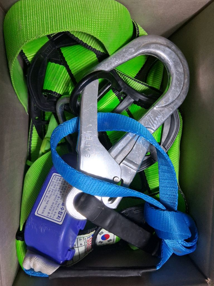 쎄다 전체식 안전대 죔줄 허리벨트식 대구경 전체식그네 이미지