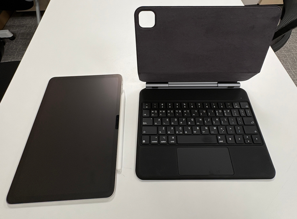 아이패드 에어 11 M3 512GB + 펜슬 + 키보드--2
