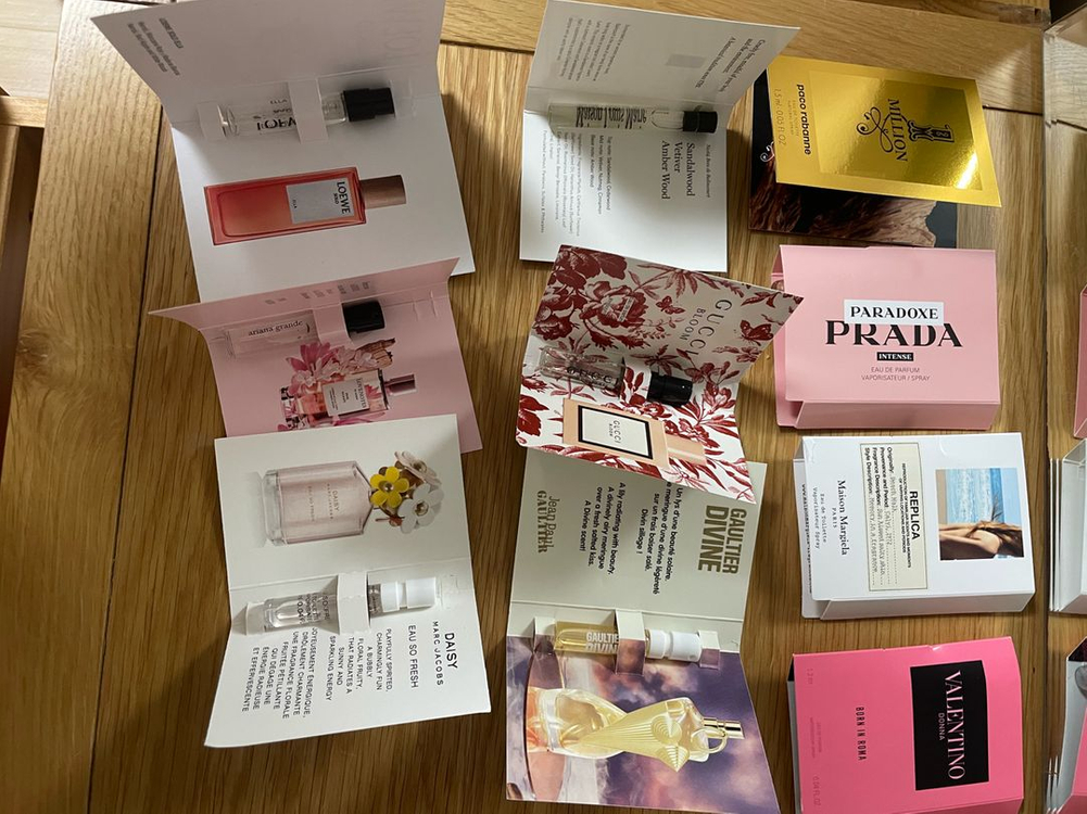 여성 명품 브랜드 향수 샘플 세트 이미지
