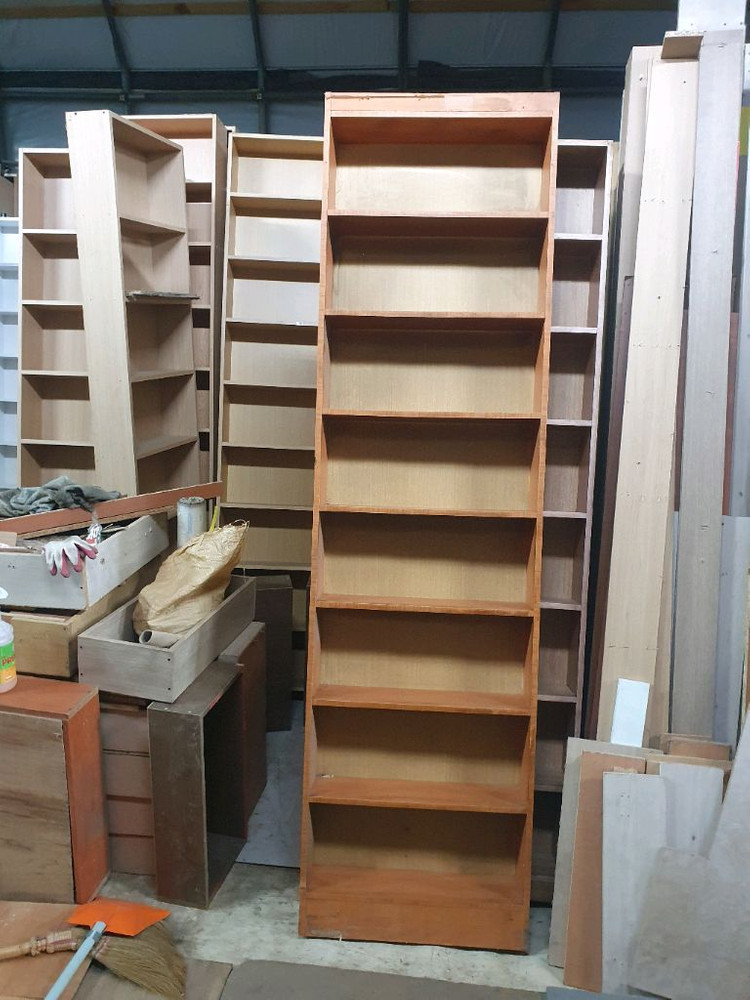 중고만화 책장 만화카페 책장 만화방 책장 중고책장 이미지