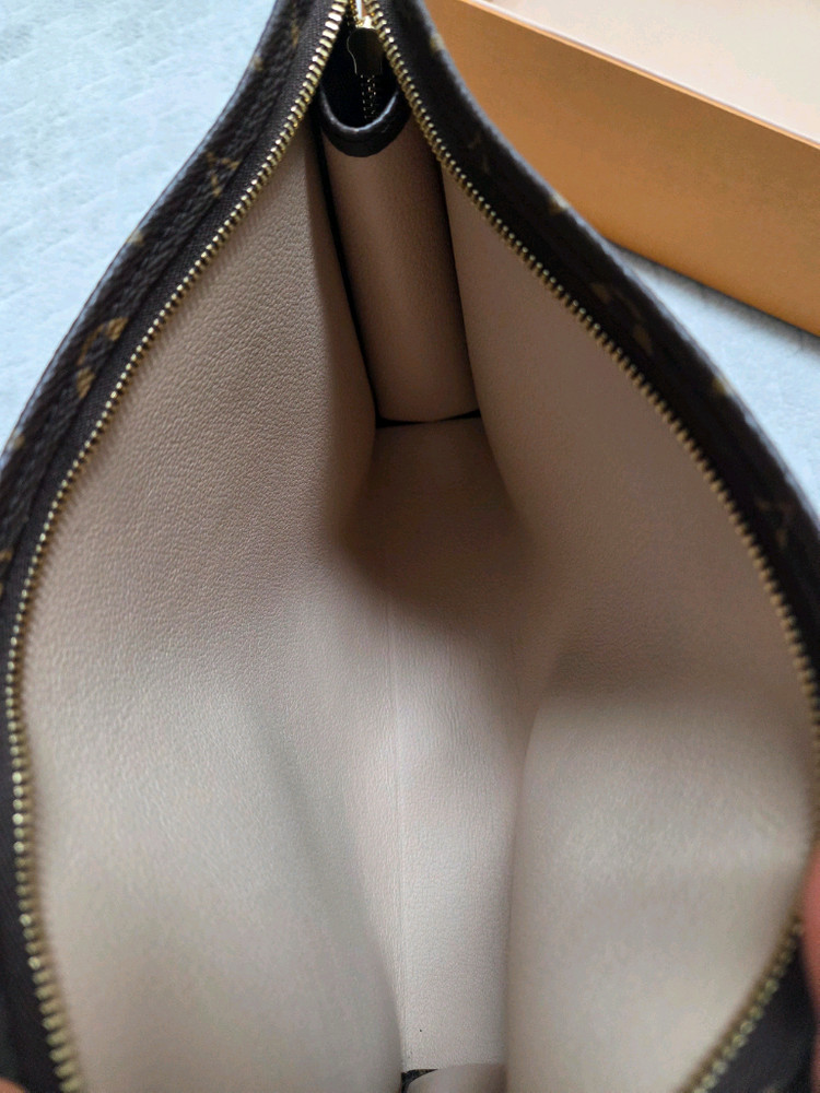 루이비통 포쉐트 토일렛26--2