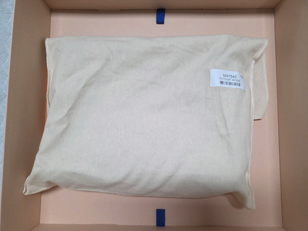 루이비통 포쉐트 토일렛26--5