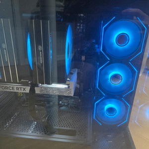 9800x3d 5060 32gb 컴퓨터