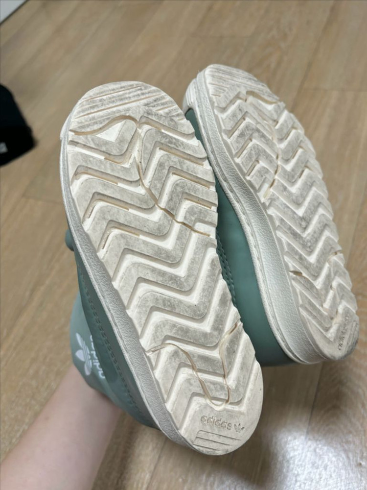 아디다스 키즈 패딩 부츠--5