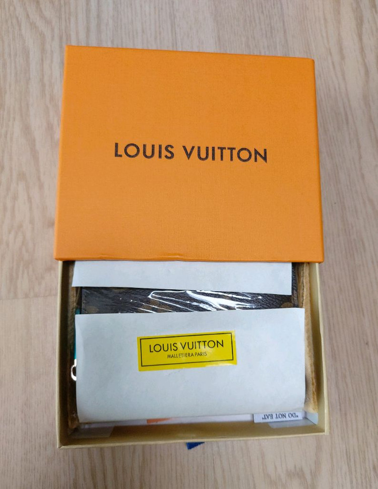 **** 모노그램 패턴 스타일 미니 지갑(새상품)--2