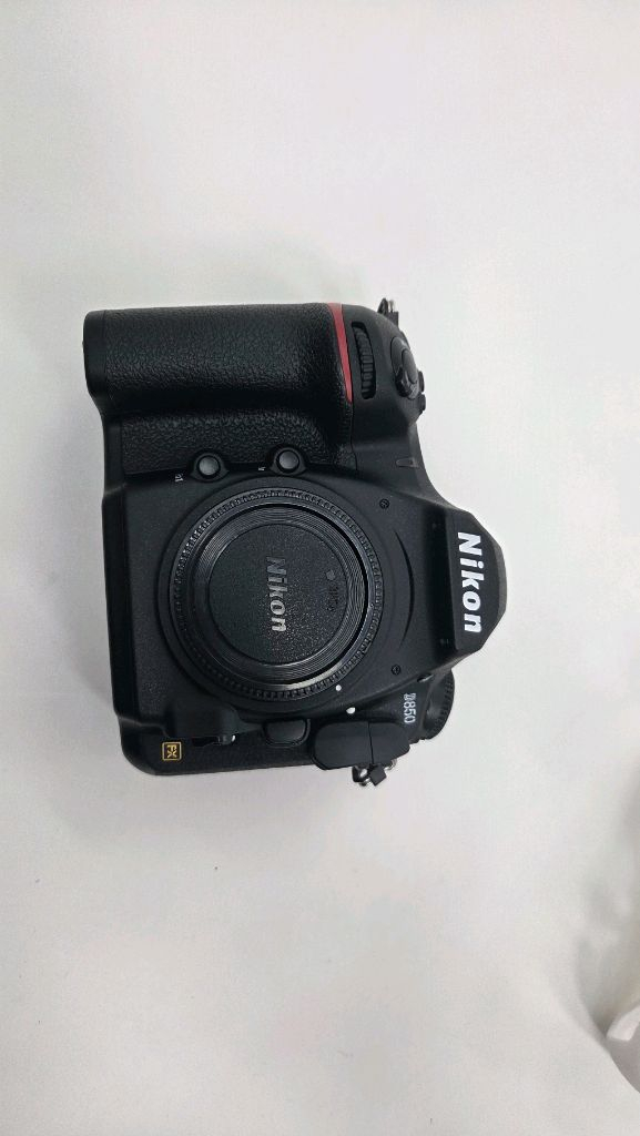 니콘 D850 풀프레임 DSLR 카메라 바디 단품 (신동품, 1.9만컷, 사용감없음) 이미지